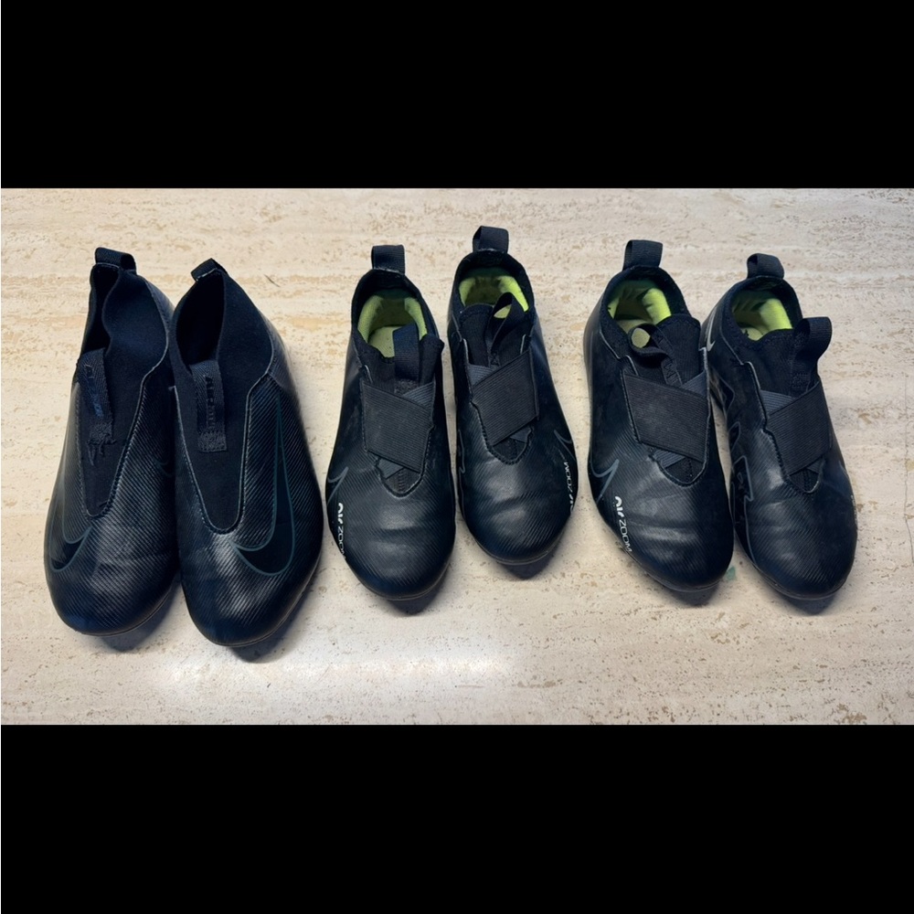 Nike Black Kids Athletic Shoes